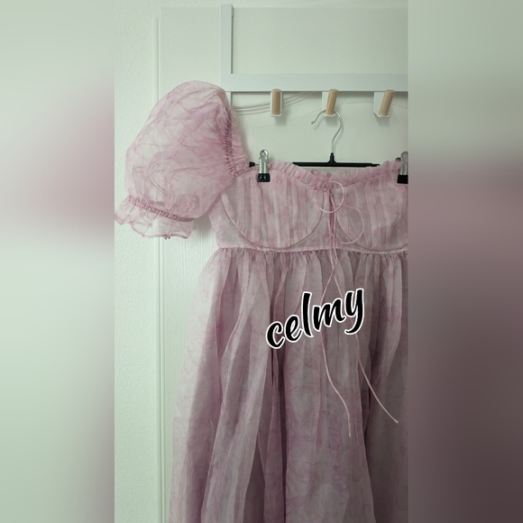 BNWT Selkie The Pink Porcelain Silk Gauze Seashell Gown - Picture 6 of 6